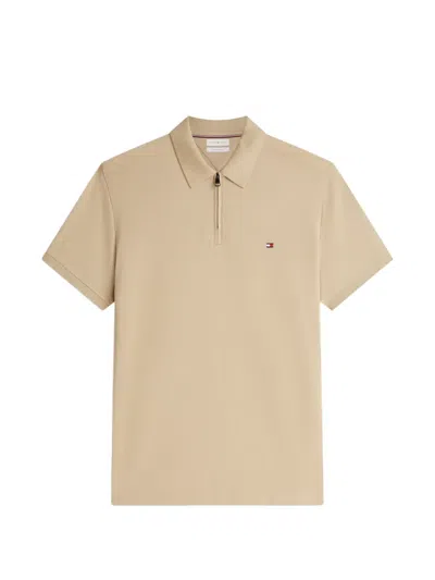 Tommy Hilfiger Zip-neck Logo-detail Polo Shirt In Neutral