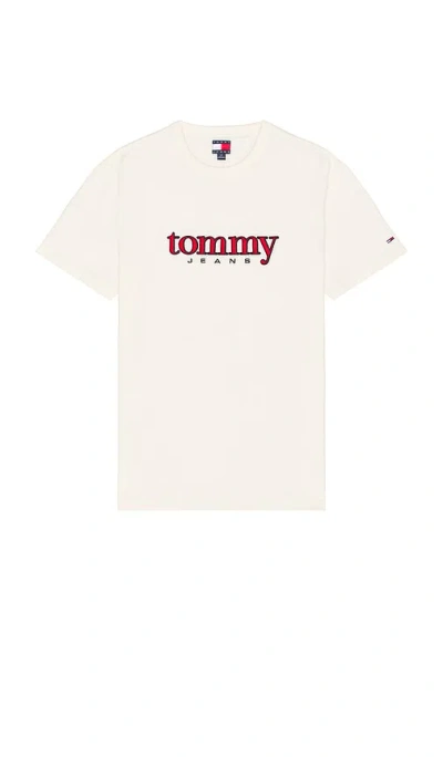 Tommy Jeans Applique Graphic Tee In White