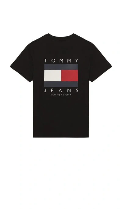 TOMMY JEANS FLAG GRAPHIC BACKPRINT TEE