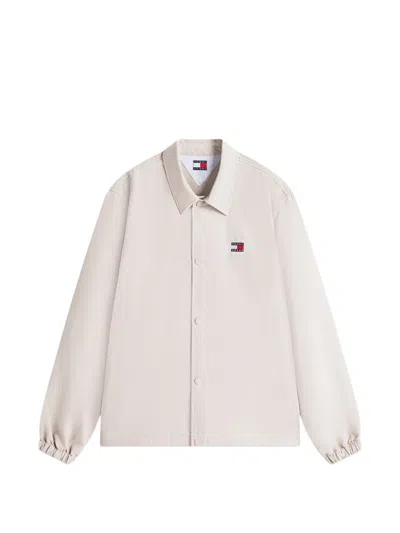 Tommy Jeans Logo-patch Overshirt In Neutral