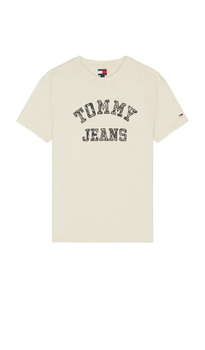 Tommy Jeans Paisley College Tee