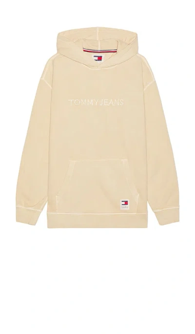 Tommy Jeans Relaxed Classic Hoodie In Beige