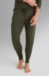Tommy John Lounge Joggers In Rosin