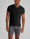 Tommy John Men's Cool Cotton High V-neck Stay-tucked Undershirt