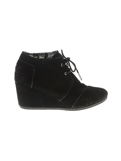 Pre-owned Toms Ankle Boots In Black