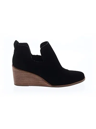 Pre-owned Toms Ankle Boots In Black