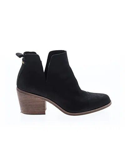 Pre-owned Toms Ankle Boots In Black