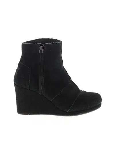 Pre-owned Toms Ankle Boots In Black