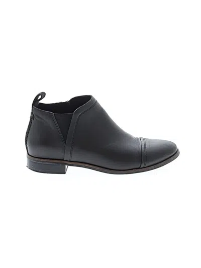 Pre-owned Toms Ankle Boots In Black