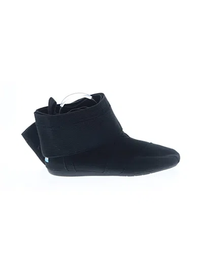 Pre-owned Toms Ankle Boots In Black