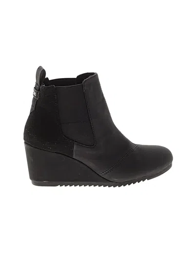 Pre-owned Toms Ankle Boots In Black