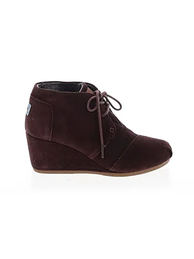 Pre-owned Toms Ankle Boots In Brown