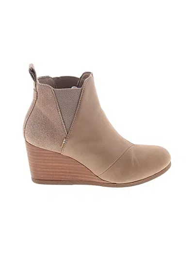 Pre-owned Toms Ankle Boots In Brown