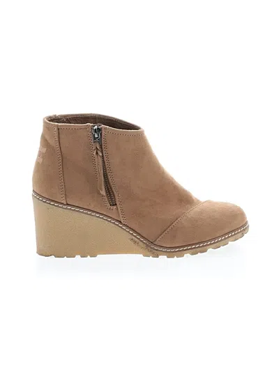 Pre-owned Toms Ankle Boots In Brown