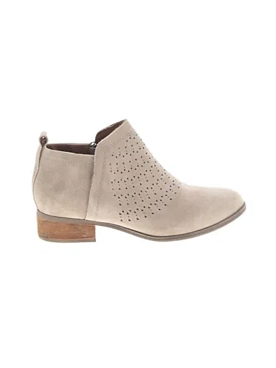 Pre-owned Toms Ankle Boots In Brown