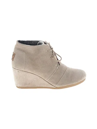 Pre-owned Toms Ankle Boots In Brown