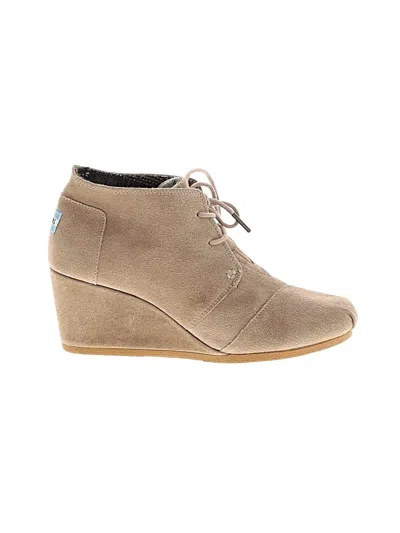 Pre-owned Toms Ankle Boots In Brown