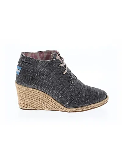 Pre-owned Toms Ankle Boots In Gray
