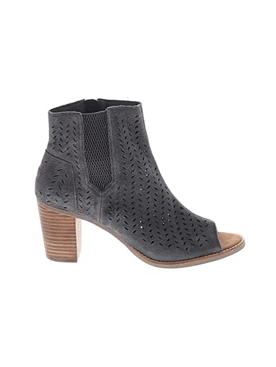 Pre-owned Toms Ankle Boots In Gray