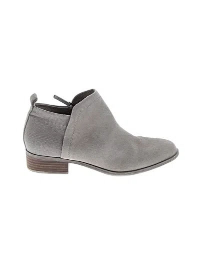 Pre-owned Toms Ankle Boots In Gray