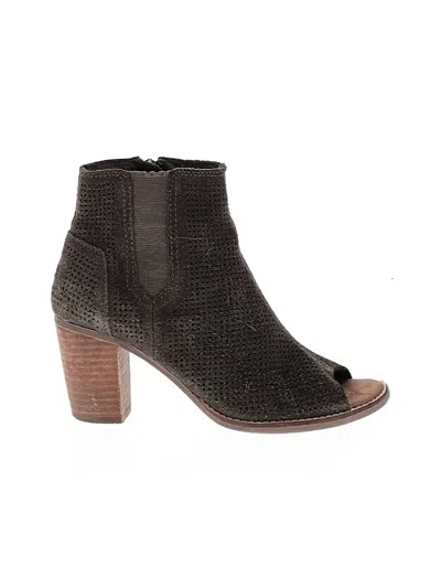 Pre-owned Toms Ankle Boots In Green