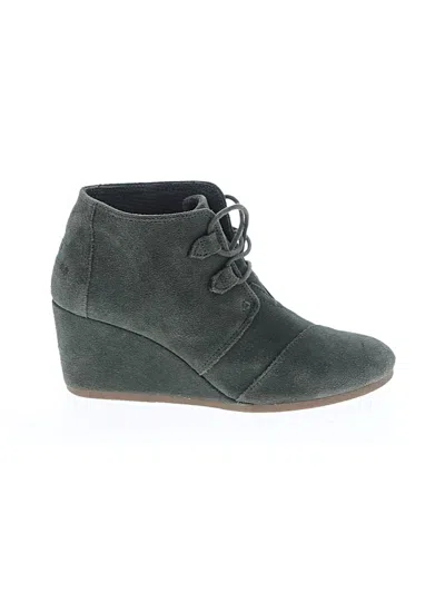 Pre-owned Toms Ankle Boots In Green