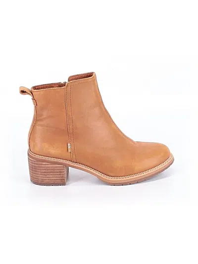 Pre-owned Toms Ankle Boots In Tan