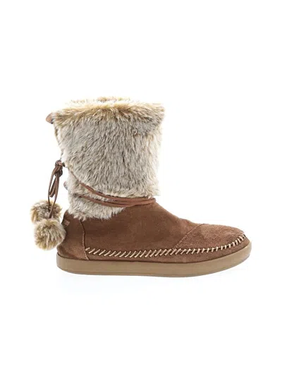 Pre-owned Toms Boots In Brown