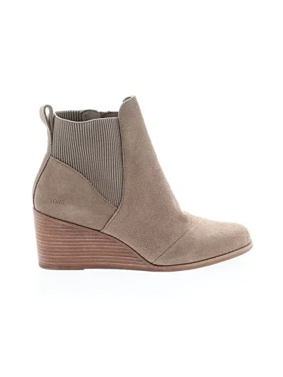 Toms Boots In Tan