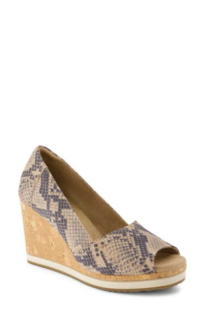 Toms Essential Wedge Pump In Neutral