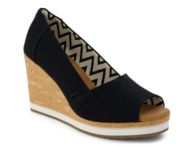 Toms Essential Wedge Sandal In Black