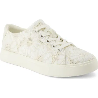Toms Kameron Sneaker In White Floral Crochet