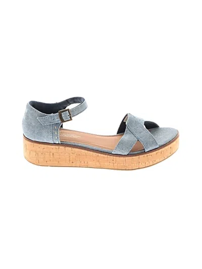 Pre-owned Toms Sandals In Blue