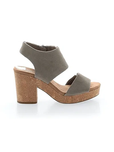 Pre-owned Toms Sandals In Gray