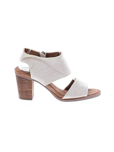 Pre-owned Toms Sandals In Gray