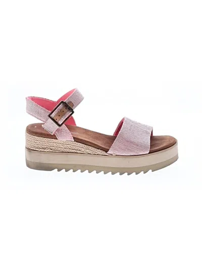Pre-owned Toms Sandals In Pink
