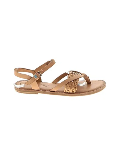 Pre-owned Toms Sandals In Tan