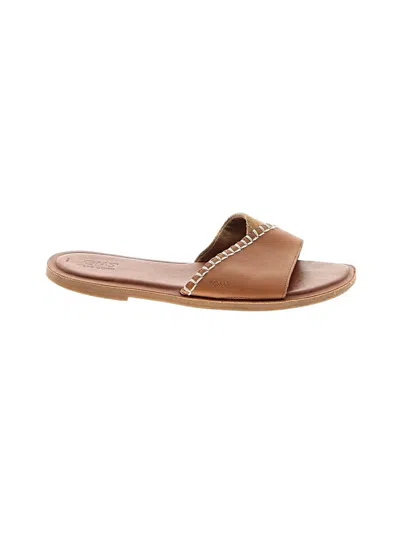Pre-owned Toms Sandals In Tan