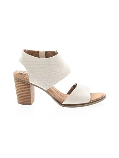 Pre-owned Toms Sandals In White