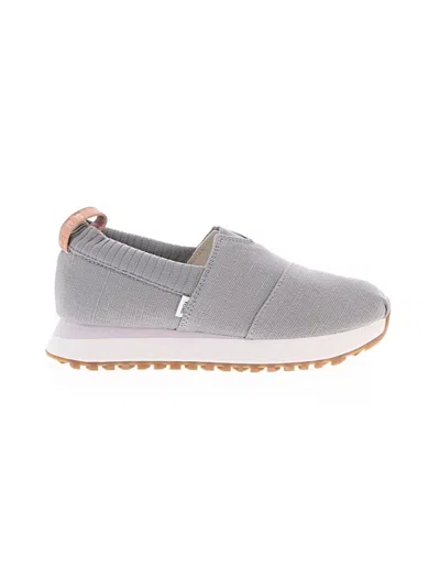 Pre-owned Toms Sneakers In Gray