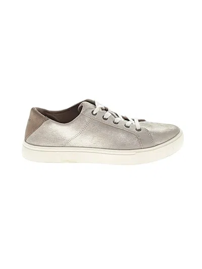 Pre-owned Toms Sneakers In Silver