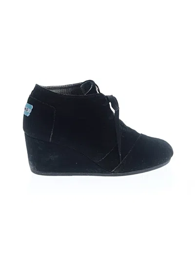 Pre-owned Toms Wedges In Black