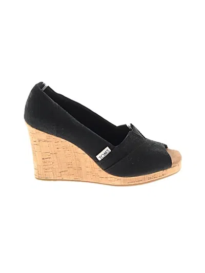Pre-owned Toms Wedges In Black