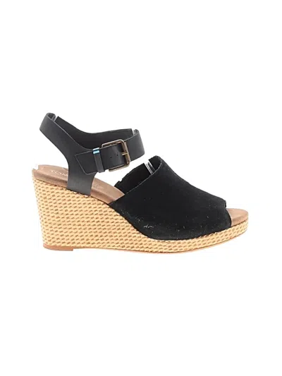 Pre-owned Toms Wedges In Black