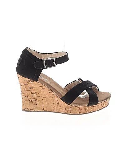 Pre-owned Toms Wedges In Black