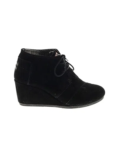 Pre-owned Toms Wedges In Black