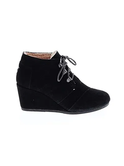 Pre-owned Toms Wedges In Black