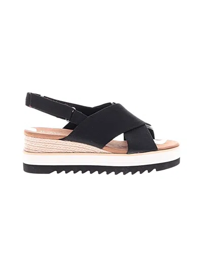 Pre-owned Toms Wedges In Black