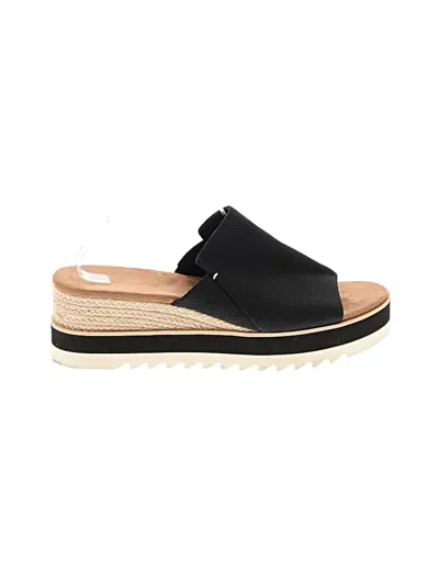 Pre-owned Toms Wedges In Black
