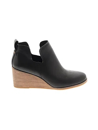Pre-owned Toms Wedges In Black